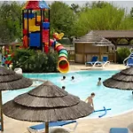 Mobil Spacieux 4 Avec Terrasse - Api-1-52-326 * Puy-lʼÉvêque