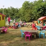 Kamp alanı Mobil Spacieux 4 Avec Terrasse - Api-1-52-326 *