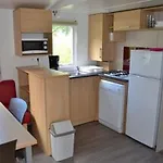 Camping Mobil Spacieux 4 Avec Terrasse - Api-1-52-326 *