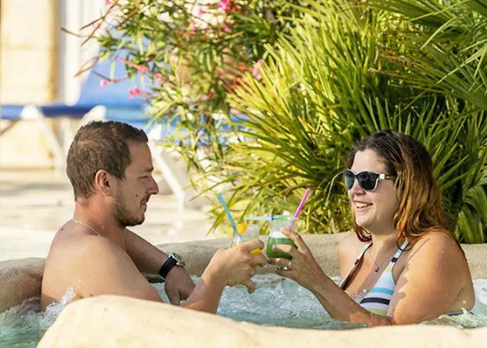 مكان تخييم Mobil Spacieux 4 Avec Terrasse - Api-1-52-326